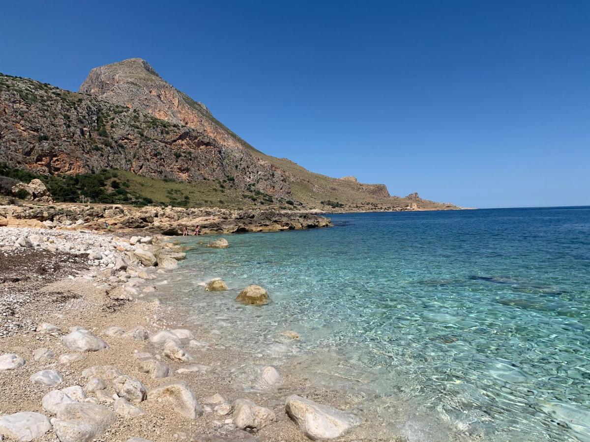 Hotel Cala di Ponente Castelluzzo Esterno foto
