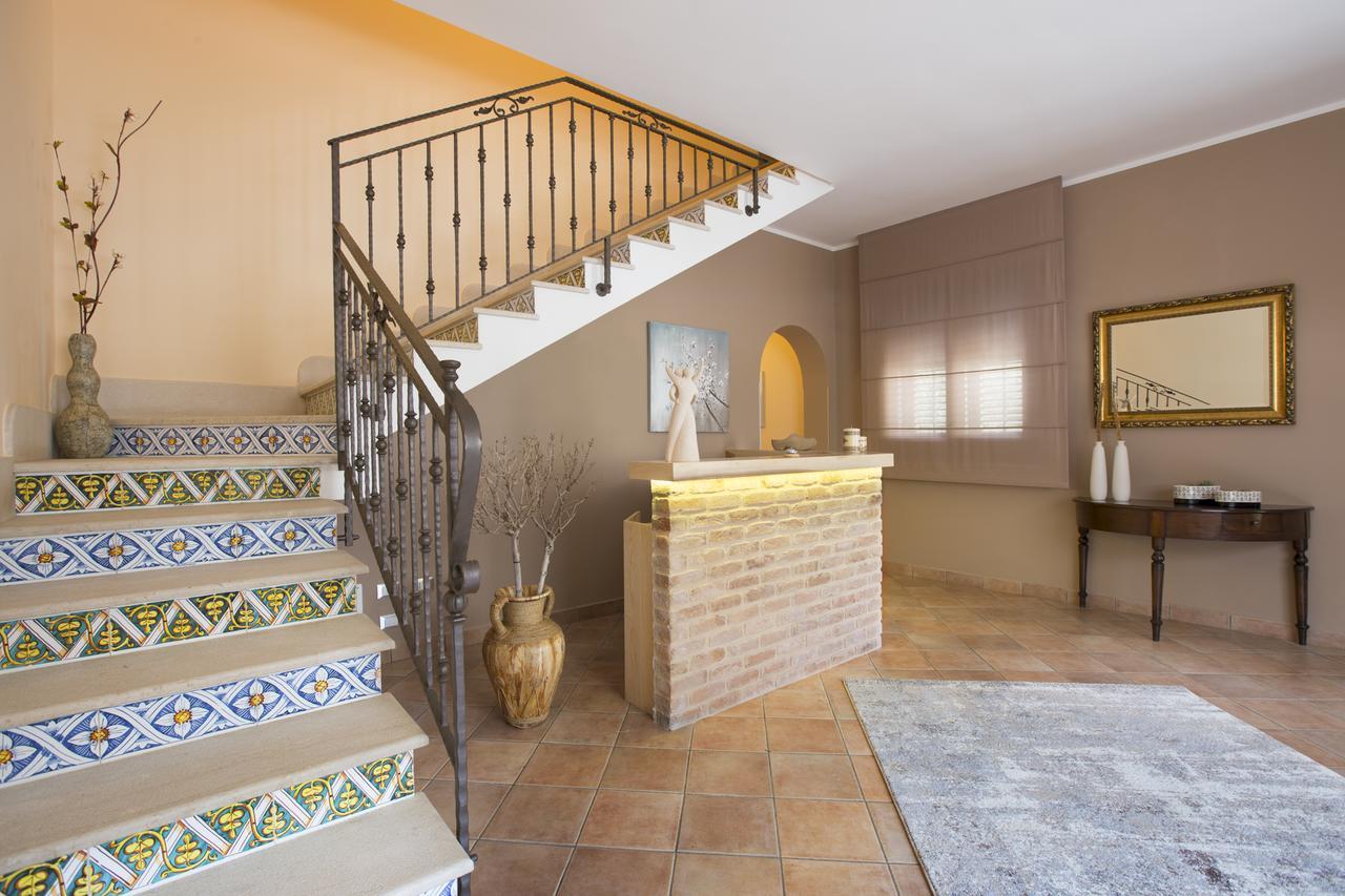 Hotel Cala di Ponente Castelluzzo Esterno foto