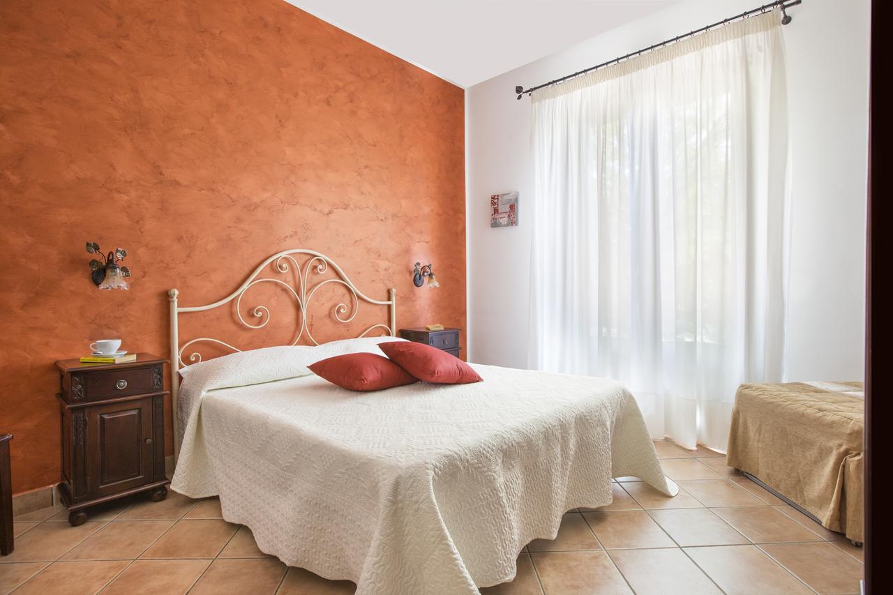 Hotel Cala di Ponente Castelluzzo Esterno foto